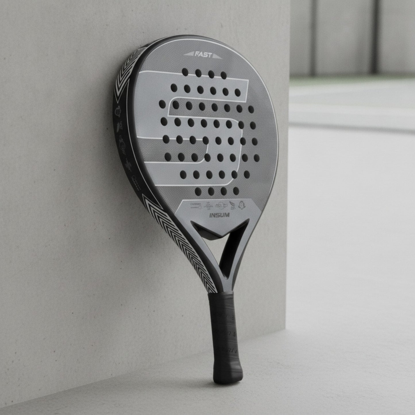 Raquettes de Tennis INSUM : Légèreté & Contrôle